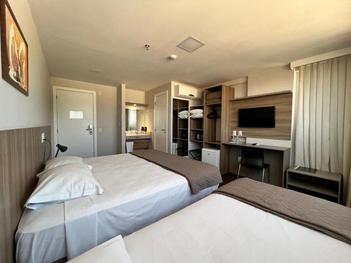 7 Hotel